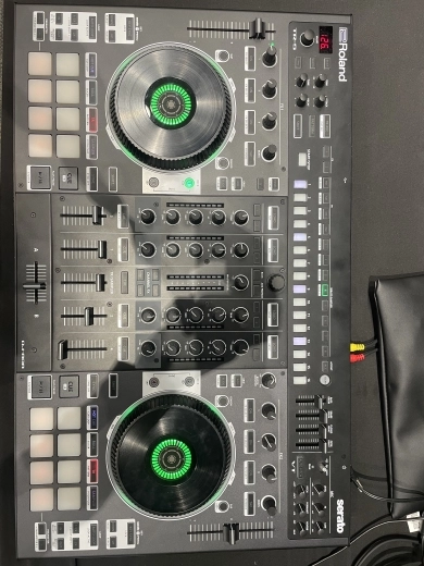 Roland - DJ-808 3