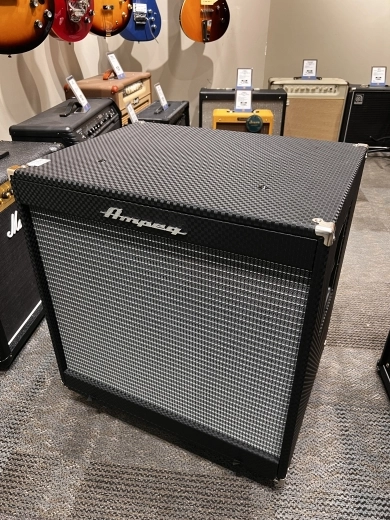 Ampeg - PF-115LF 2