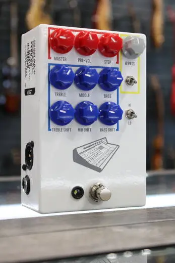 JHS Pedals - Colour Box V2 Preamp Pedal
