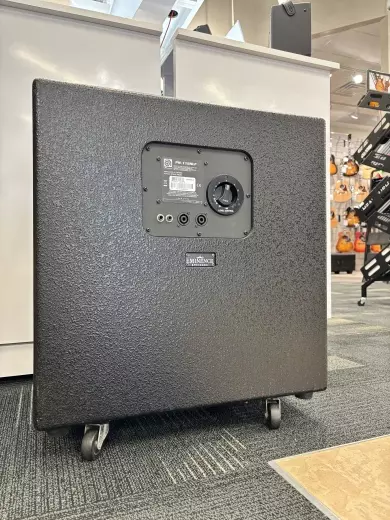 AMPEG PRO 1X15 3