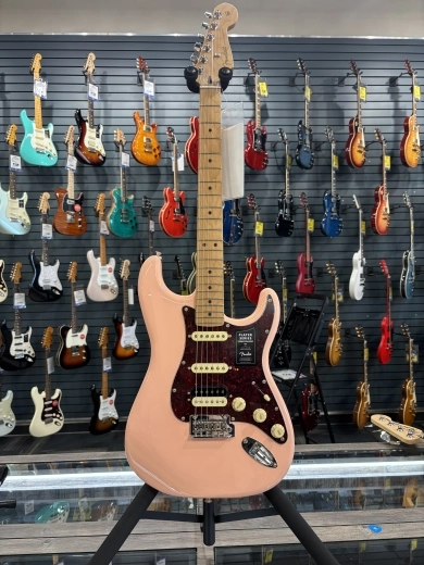 Fender - Player Stratocaster HSS Electric Guitar - Shell Pink