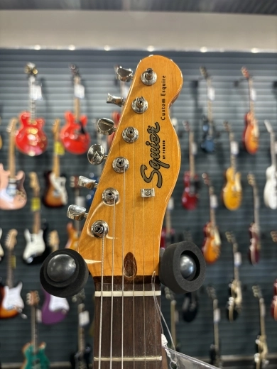 Squier - FSR Classic Vibe '60s Custom Esquire Electric Guitar - 3-Colour Sunburst 4