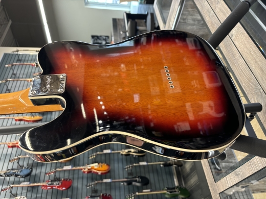Squier - FSR Classic Vibe '60s Custom Esquire Electric Guitar - 3