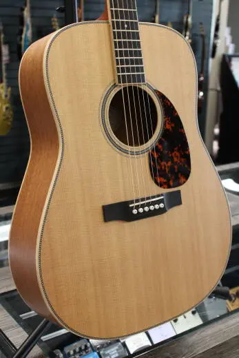 Larrivee - D40 Mahogany Legacy Series Dreadnaught Acoustic Guitar with Case 2