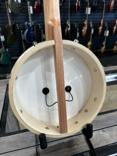Duke Banjolele 5