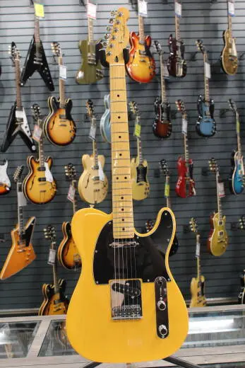 Fender - Chambered Player II Telecaster, Maple Fingerboard - Butterscotch Blonde