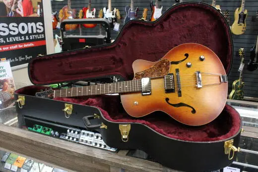 Godin Guitars - 5th Avenue CW Kingpin II HB Hollowbody Guitar - Cognac Burst 2