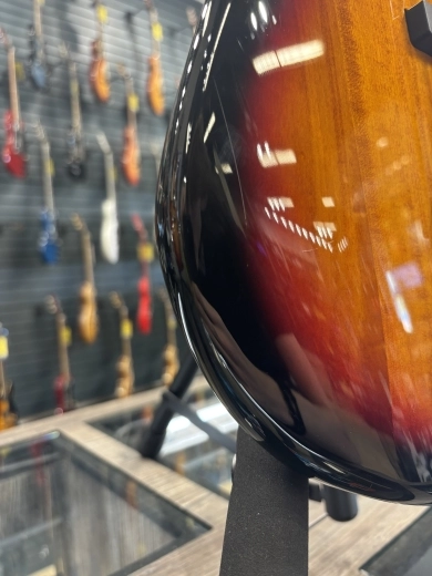 Squier - Vintage Modified Fretless Jazz Bass - 3-Color Sunburst 2