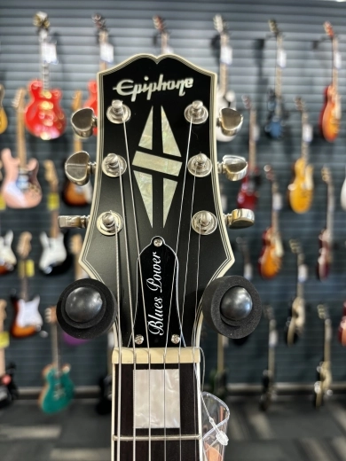 Epiphone - Jared James Nichols Gold Glory Les Paul Custom w/Case 2