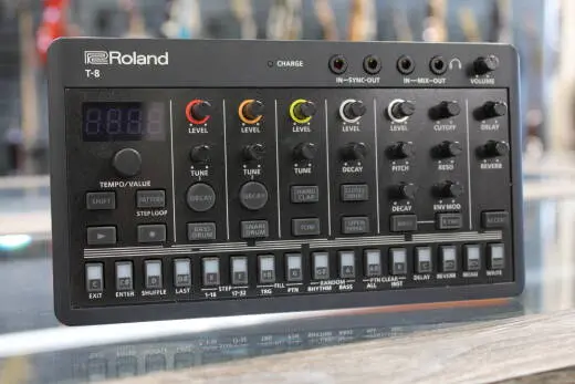 Roland - T-8 AIRA Compact Beat Machine