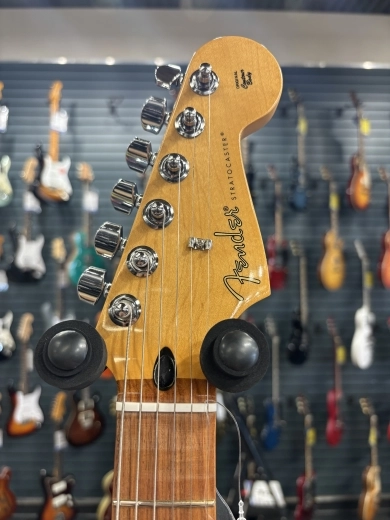 Fender - 70th Anniversary Player Stratocaster, Pau Ferro Fingerboard - 2-Color Sunburst 4