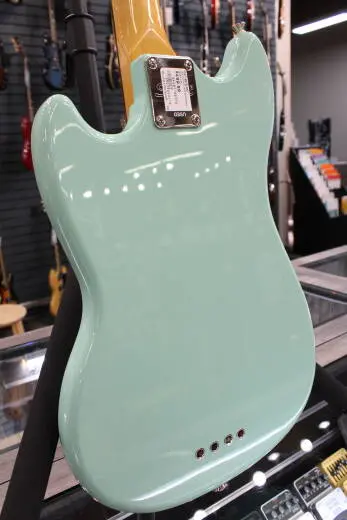 Squier - Classic Vibe 60s Mustang Bass Guitar - Surf Green 2