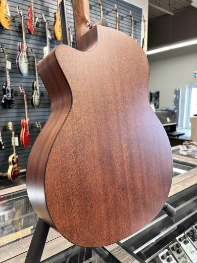 Martin Guitars - GPC-11E 5