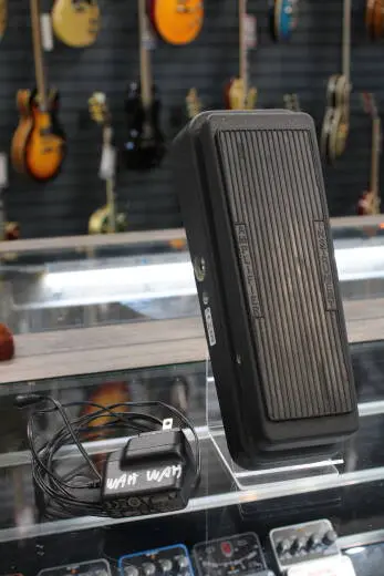 Dunlop - Cry Baby Classic Wah Pedal
