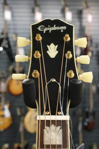 Epiphone - Inspired by Gibson Masterbilt J-200 - Aged Antique Natural 2