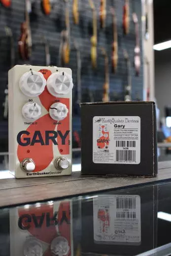 EarthQuaker Devices - Gary Modulation Fuzz and Dynamic Natural Overdrive Pedal 2