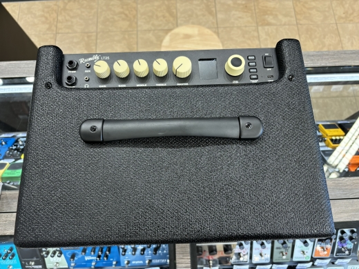 Fender - Rumble LT25 Bass Amp 2