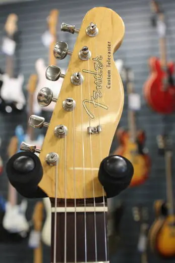 Fender - American Original '60s Telecaster, Rosewood Fingerboard - 3-Colour Sunburst 2