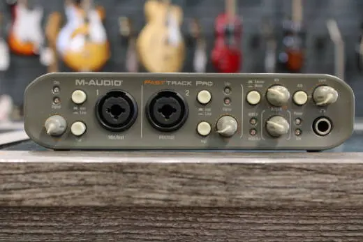 M-Audio - Fast Track Pro 4X4 USB Interface 2