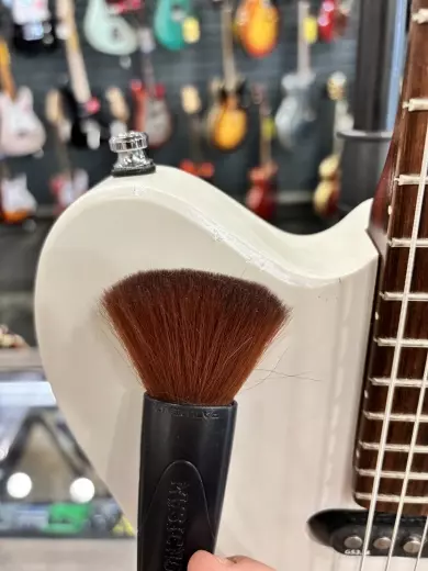 Godin Guitars - Stadium HT Trans White RN 2