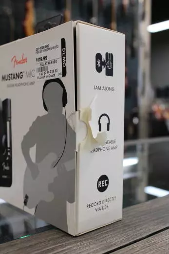 Fender - Mustang Micro 2