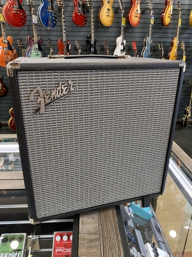 Fender - Rumble 40 - Rumble Series 40 Watt Bass Amp (V3)