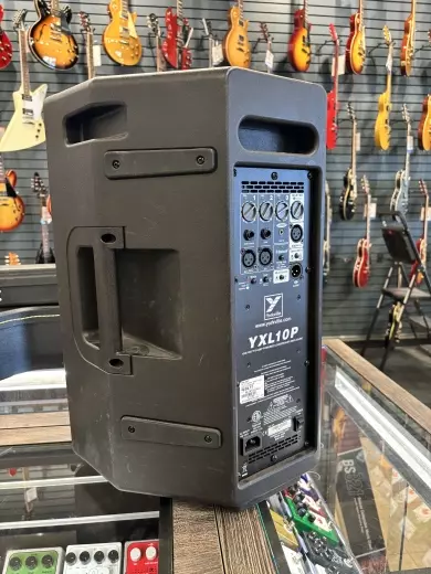 Yorkville - YXL10P 10 Inch 1000 Watt Powered Loudspeaker 2