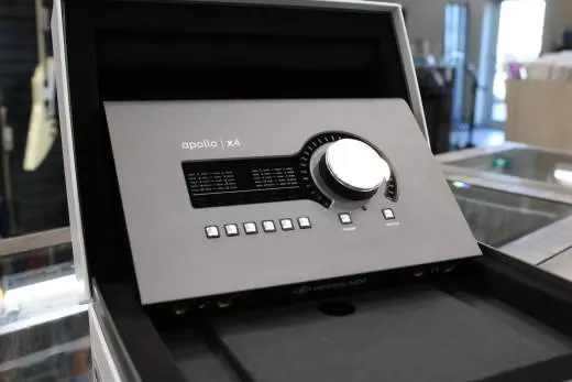 Universal Audio - Apollo x4 Heritage Edition - Desktop 12x18 Thunderbolt 3 Audio Interface w/UAD-2 QUAD Core Processing 2