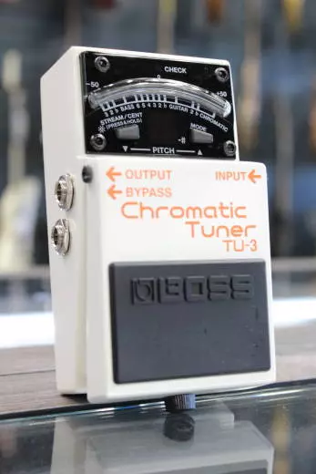 BOSS - Chromatic Tuner