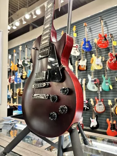 Gibson - Les Paul Modern Studio Electric Guitar - Wine Red Satin 3