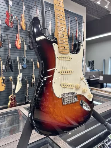Fender - American Standard Stratocaster MPL - 3 Tone Sunburst 2