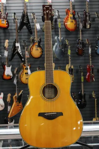 Yamaha - FG TransAcoustic Guitar w/Solid Spruce Top - Vintage Tint