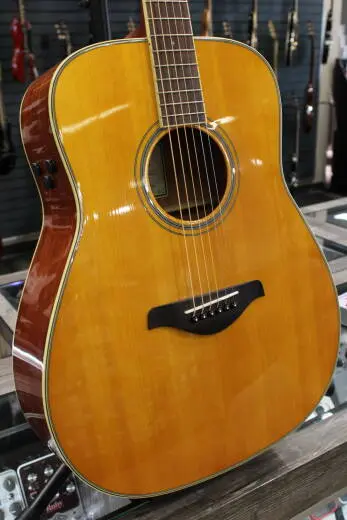 Yamaha - FG TransAcoustic Guitar w/Solid Spruce Top - Vintage Tint 2