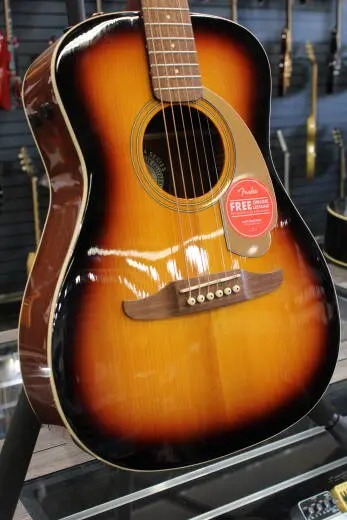 Fender - Malibu Player, Walnut Fingerboard - Sunburst 2
