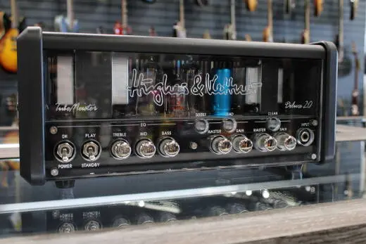 Hughes & Kettner - TubeMeister Deluxe 20 Head