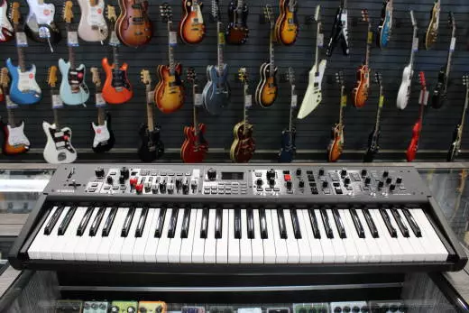 Yamaha - YC61 61-Key Stage Keyboard