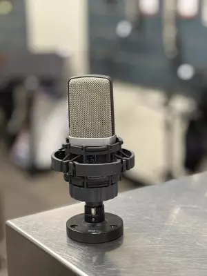 AKG - C214 AKG