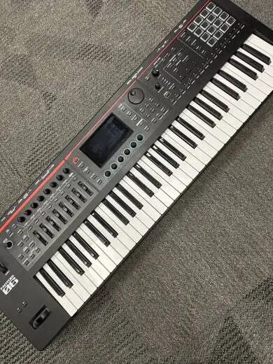 Roland - FANTOM-06 2