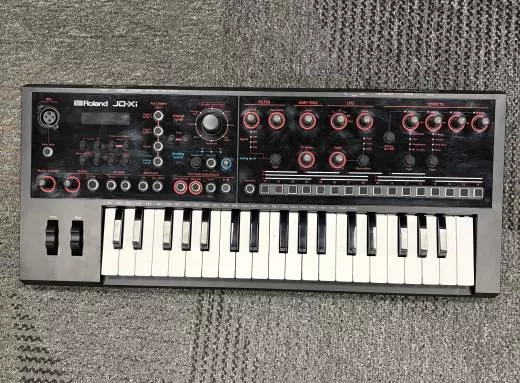 Roland - JD-XI