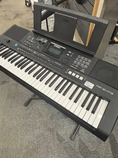 Yamaha - PSRE473