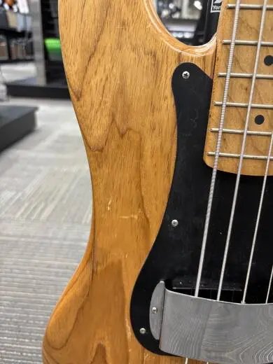 Fender - American Vintage FSR Limited Edition Roasted Ash '58 Precision Bass - Natural 2