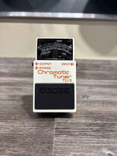 BOSS Chromatic Tuner | Long & McQuade
