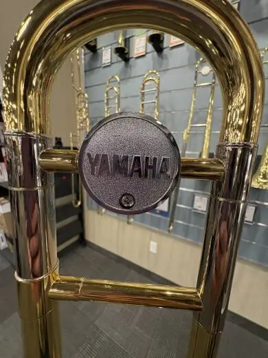 Yamaha Band - YSL354 Standard Tenor Trombone - Gold Lacquer 2