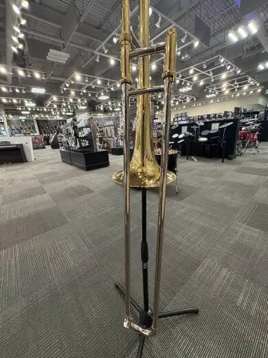 Yamaha Band - YSL354 Standard Tenor Trombone - Gold Lacquer 2