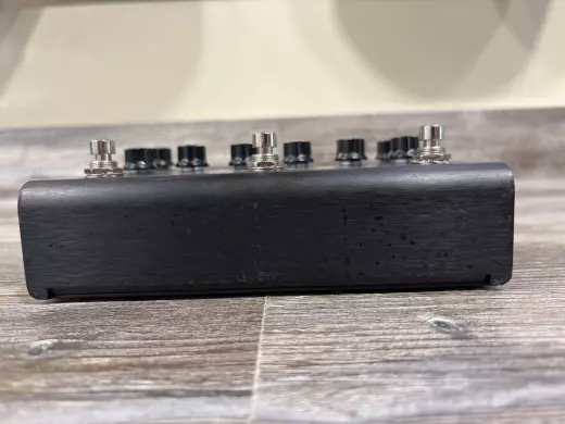 IK Multimedia - TONEX Pedal - Black 2
