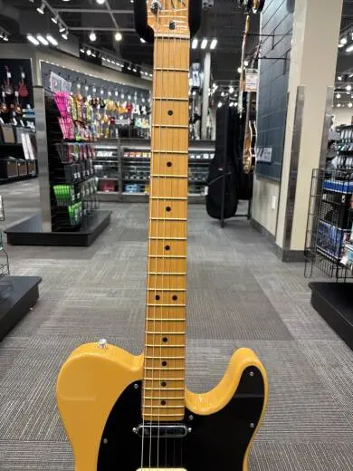 Store Special Product - Fender - Player Plus Nashville Telecaster, Maple Fingerboard - Butterscotch Blonde