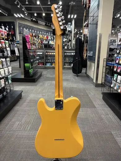 Fender - Player Plus Nashville Telecaster, Maple Fingerboard - Butterscotch Blonde 2