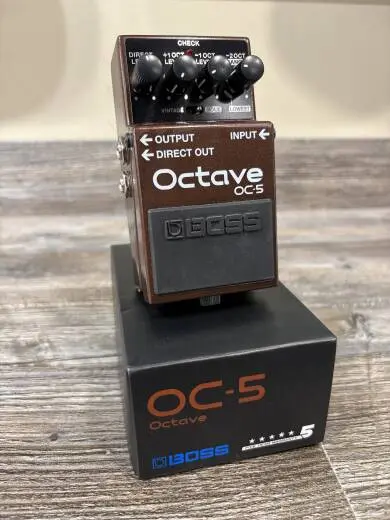 BOSS - OC-5 Octave Pedal 2