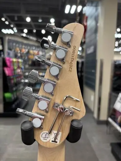 Kramer - Pacer Classic Left-Handed - Radio Blue 2