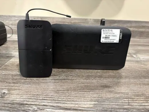 Shure - BLX14/P31 Headset Wireless System (H9: 512-542 MHz) 2